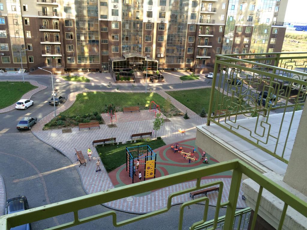 Arkhitektorska Apartment Odessa Esterno foto