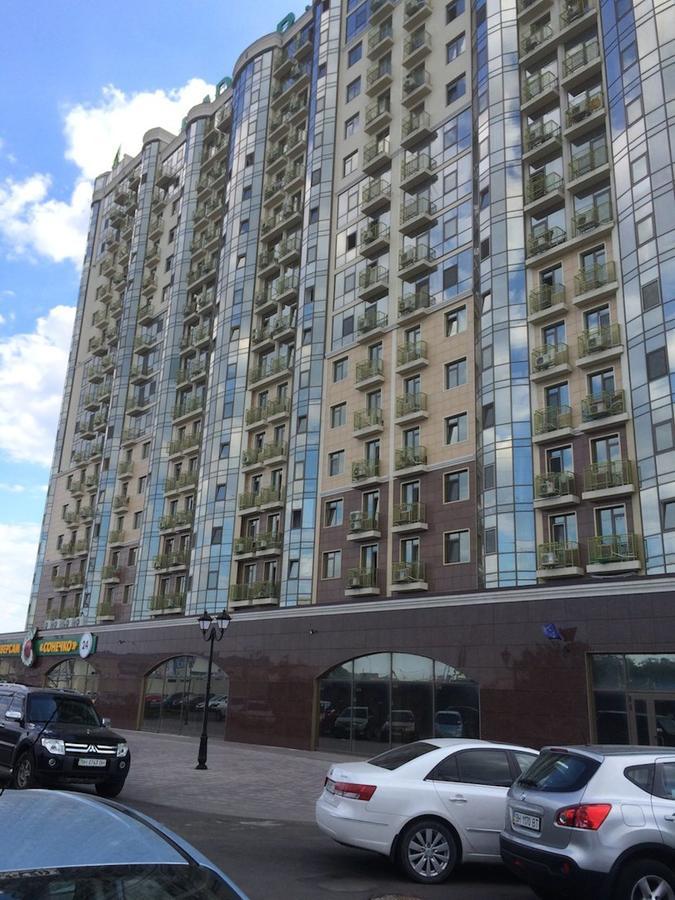 Arkhitektorska Apartment Odessa Esterno foto